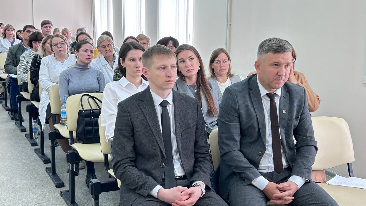 В Ишиме впервые прошла выездная конференция детских врачей